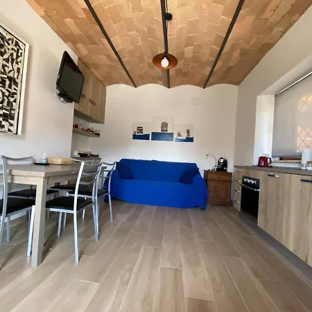 Little Sun With Private Carpark And Sunny Terraces Holiday home *