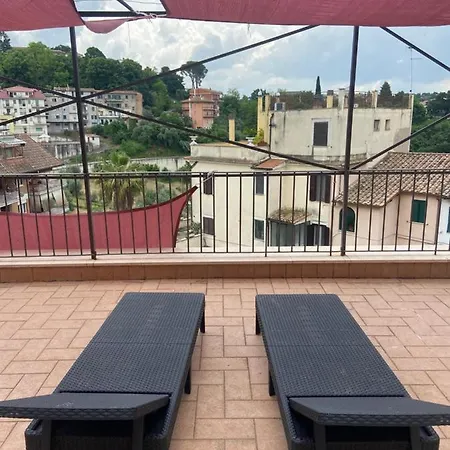Holiday home Little Sun With Private Carpark And Sunny Terraces Poggio Mirteto